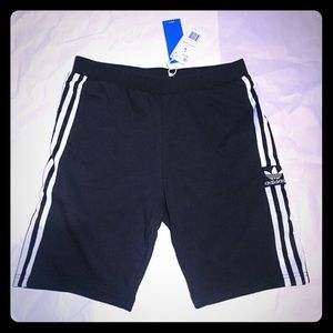 Adidas shorts trefoil kids boys L